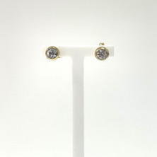 Brincos Dourados em Aço