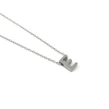 Colar Prateado Letra E - Outlet - Ortiz Jóias - Sweet Apple ® Relojoaria | Joalharia | Ourivesaria