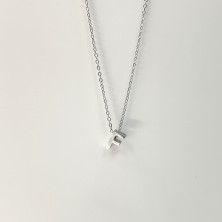 Fio Prateado Letra F - Outlet - Ortiz Jóias - Sweet Apple ® Relojoaria | Joalharia | Ourivesaria