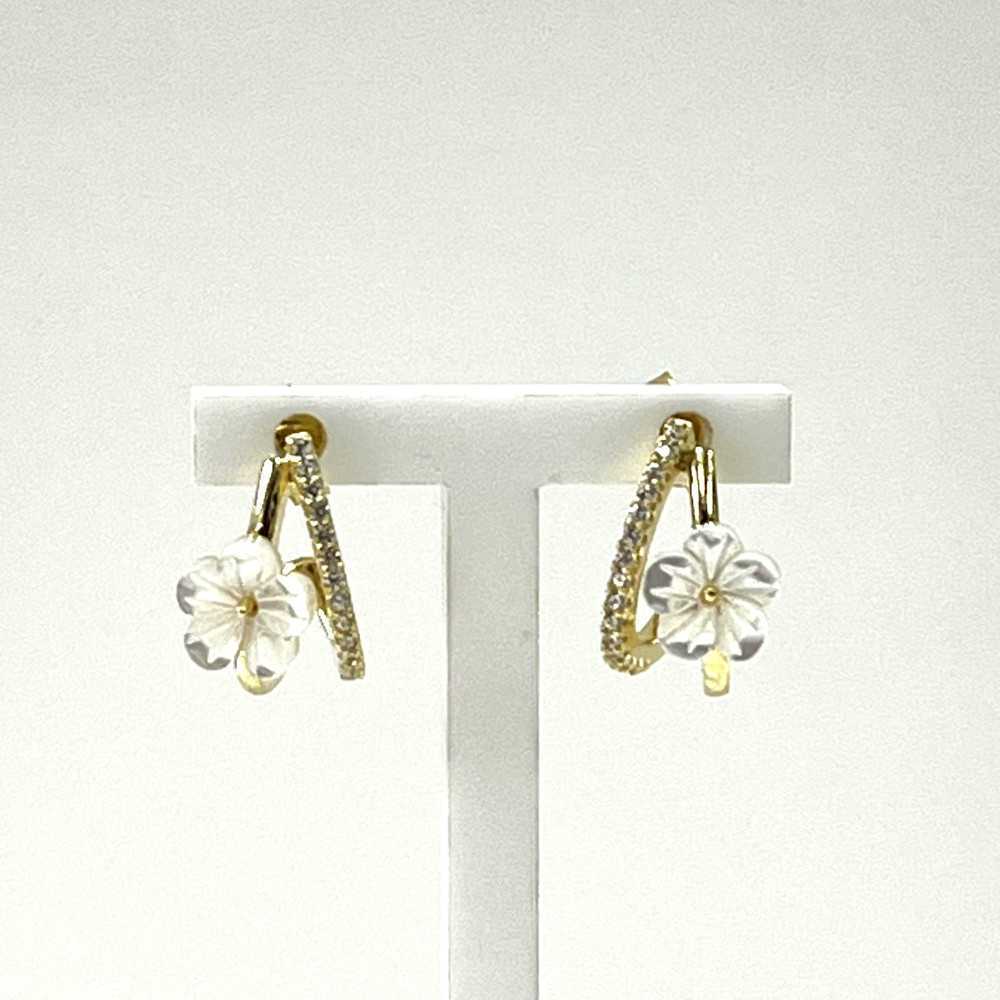 Brincos em Prata Dourada 925 com Flores